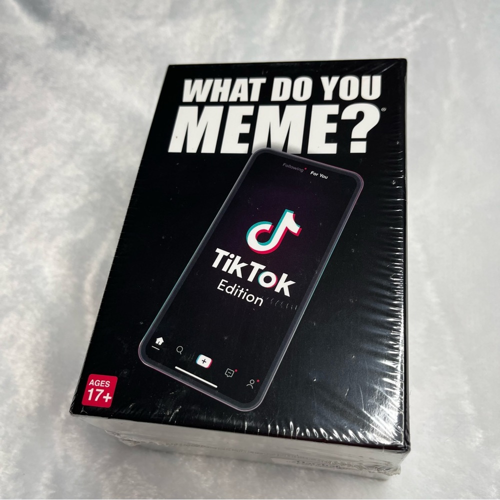 TikTok Edition What Do You Meme? Card Game New Factory Sealed